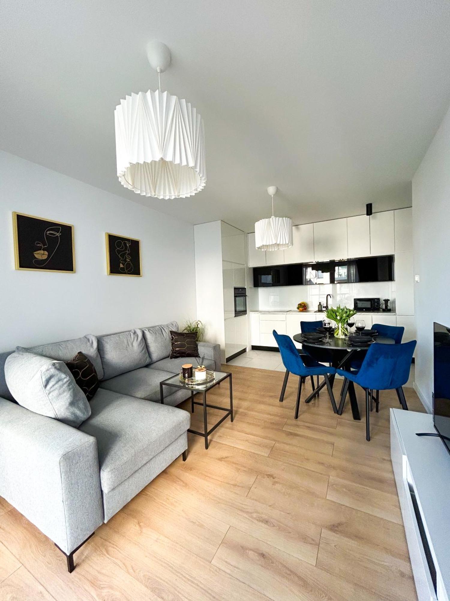 Lumina Stylish 3-Room Apart With Balcony Λοτζ Εξωτερικό φωτογραφία