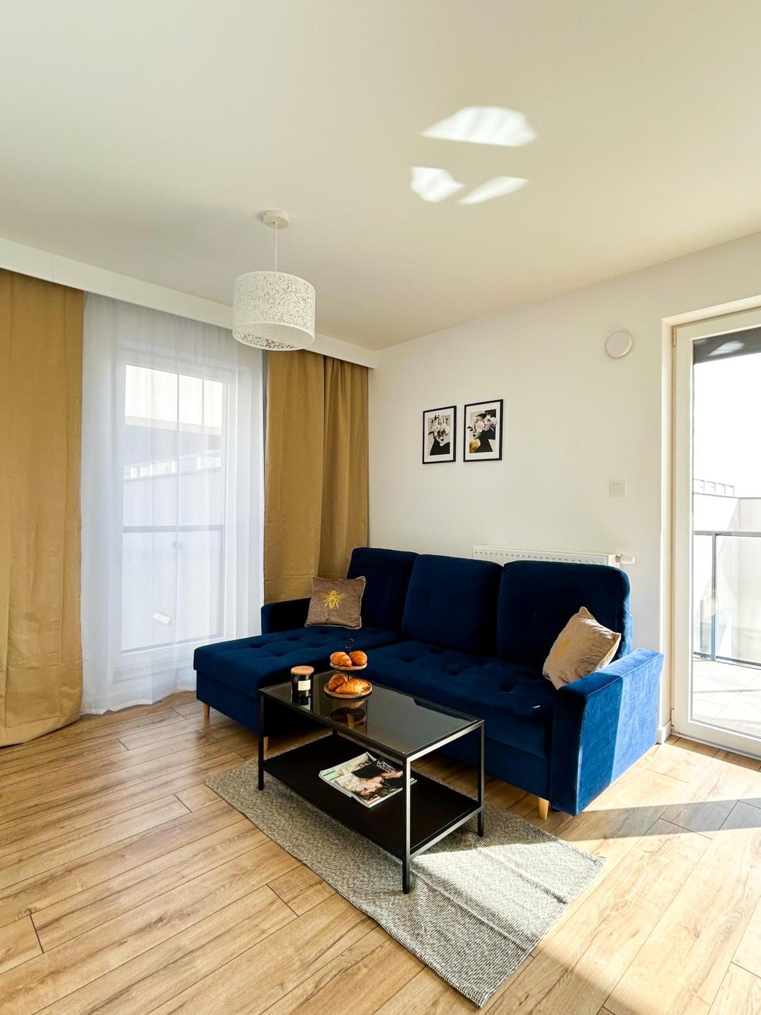 Lumina Stylish 3-Room Apart With Balcony Λοτζ Εξωτερικό φωτογραφία