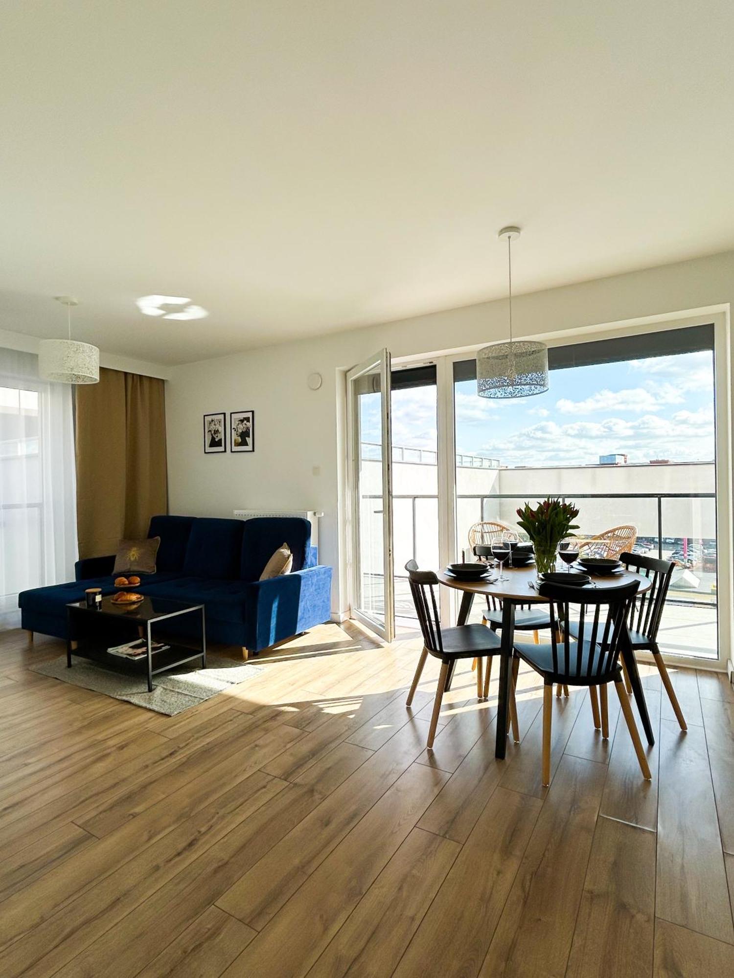 Lumina Stylish 3-Room Apart With Balcony Λοτζ Εξωτερικό φωτογραφία